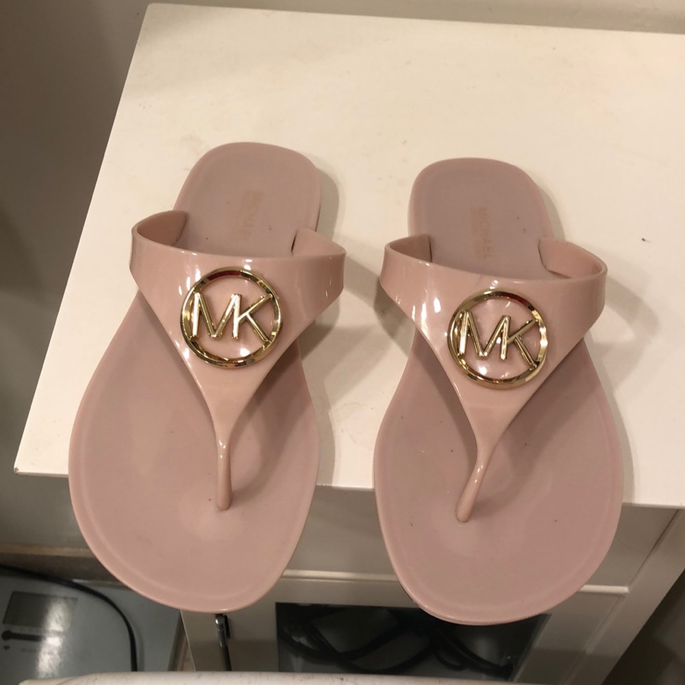 MK nude color sandals. Perfect for next summer!!